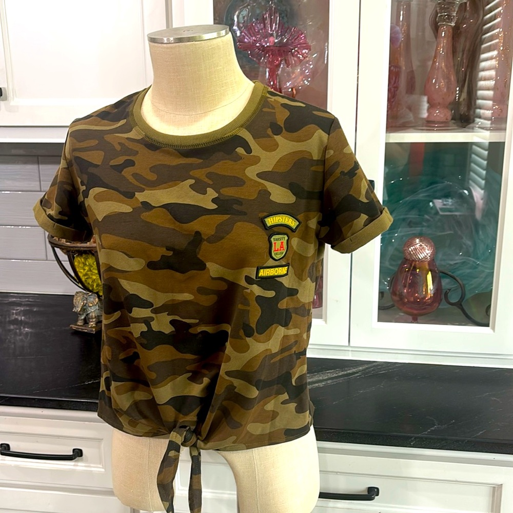 Camo top